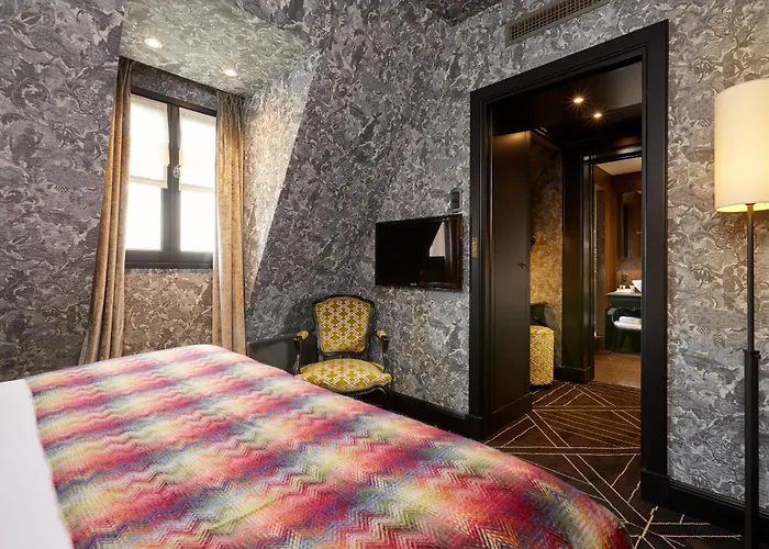 Le Pavillon De La Reine & Spa, Place Des Vosges 5*