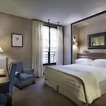 Hotel Le Pavillon De La Reine & Spa, Place Des Vosges 5*