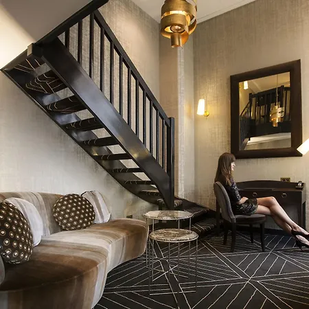 Le Pavillon De La Reine & Spa, Place Des Vosges 5* פריז