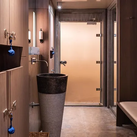 Le Pavillon De La Reine & Spa, Place Des Vosges Отель 5*