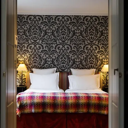 Le Pavillon De La Reine & Spa, Place Des Vosges Отель
