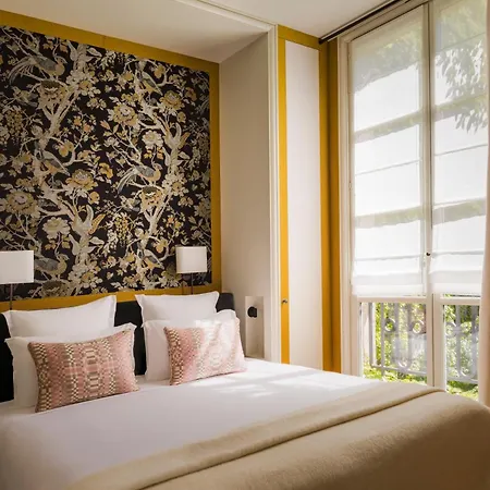 Le Pavillon De La Reine & Hotel 5*