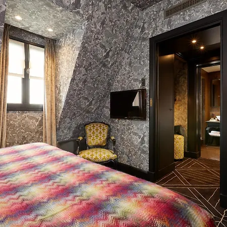 Le Pavillon De La Reine & Spa, Place Des Vosges 5*