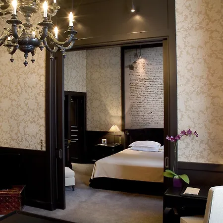 Le Pavillon De La Reine & Spa, Place Des Vosges 5*