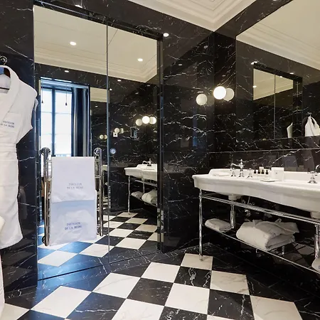Le Pavillon De La Reine & Spa, Place Des Vosges Hotel