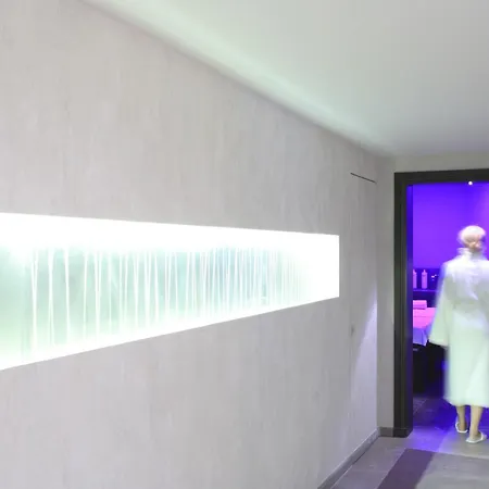 Le Pavillon De La Reine & Spa, Place Des Vosges