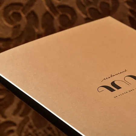 Le Pavillon De La Reine & Spa, Place Des Vosges 5*