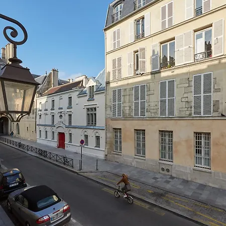 Le Pavillon De La Reine & Spa, Place Des Vosges 5*
