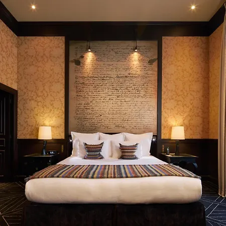 Le Pavillon De La Reine & Spa, Place Des Vosges 5*