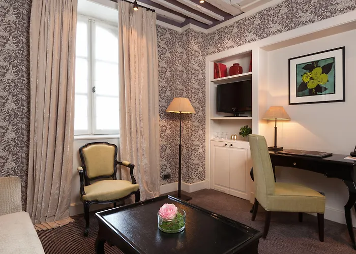 Hotell Le Pavillon De La Reine & Spa, Place Des Vosges 5*