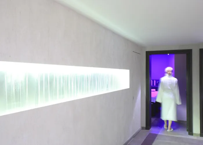 Le Pavillon De La Reine & Spa, Place Des Vosges