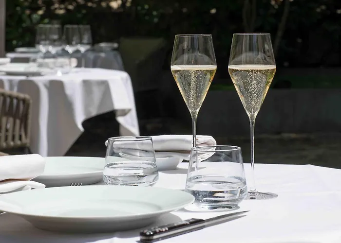 Le Pavillon De La Reine & Spa, Place Des Vosges Hotell