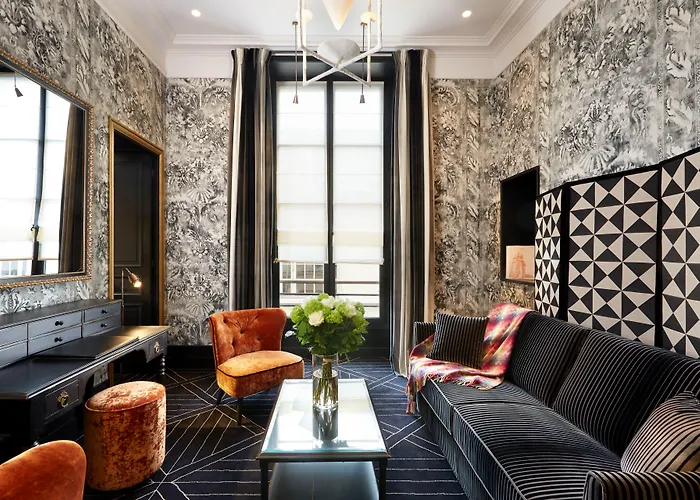 Le Pavillon De La Reine & Spa, Place Des Vosges 5* 巴黎