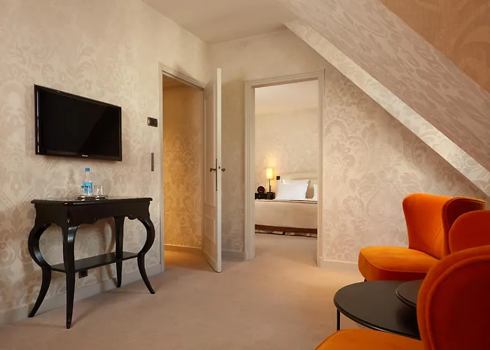 Le Pavillon De La Reine & Spa, Place Des Vosges 酒店
