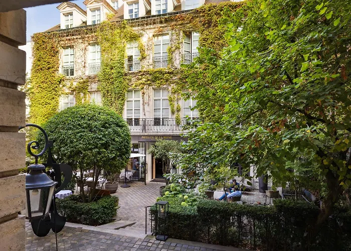 Le Pavillon De La Reine & Spa, Place Des Vosges 5*
