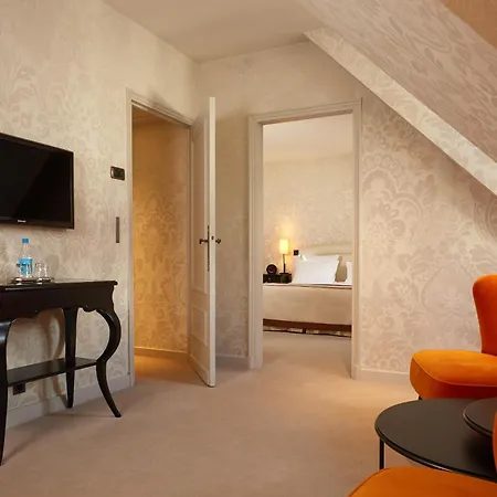 Le Pavillon De La Reine & Spa, Place Des Vosges Отель